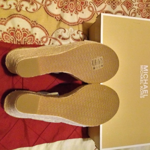 Michael Kors Prue Wedge Sandal - Picture 5 of 12